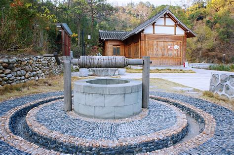 are there cobblestone wells in china